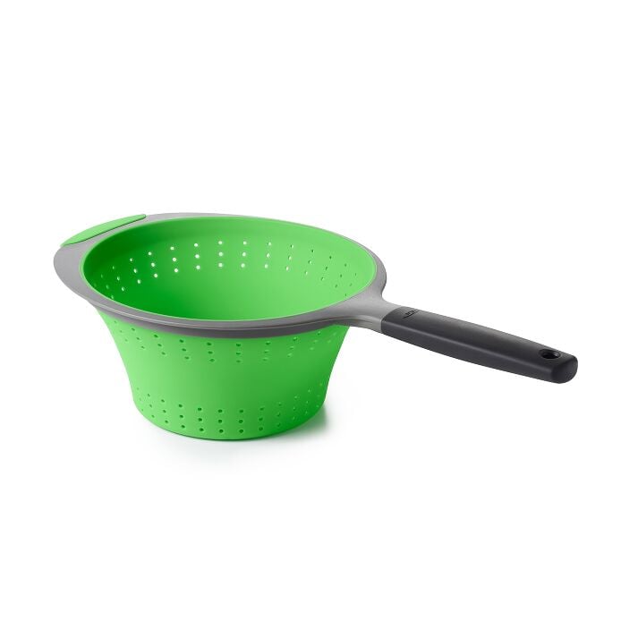 Silicone Collapsible Strainer (2.0 Qt) - Image 2