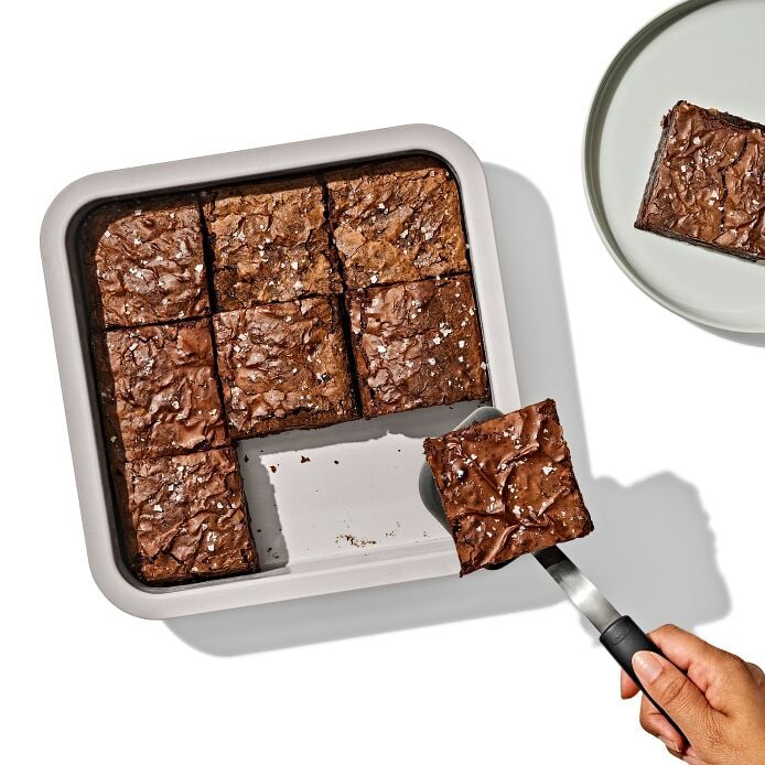 Non-Stick Pro Ceramic Coated Metal Bakeware 9" Square Cake Pan - Biscuit - Image 6