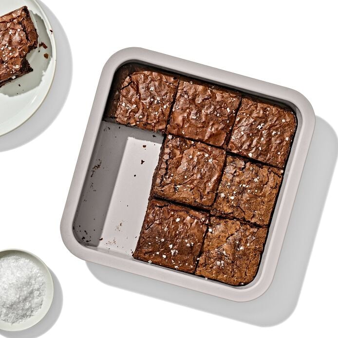 Non-Stick Pro Ceramic Coated Metal Bakeware 9" Square Cake Pan - Biscuit - Image 8
