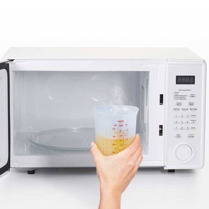 2 Cup Squeeze & Pour Silicone Measuring Cup - Image 4