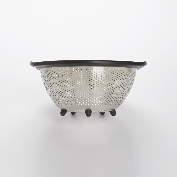 5 Quart Stainless Steel Colander - Image 4