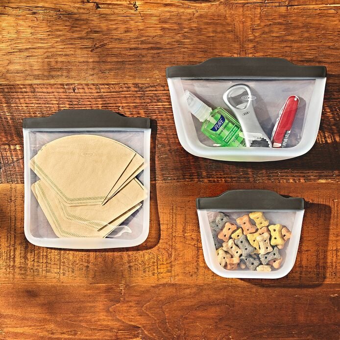 Outdoor Silicone Reusable Stand Up Bag Quart (32 oz) - Image 11