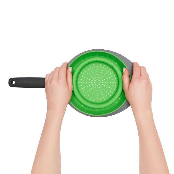 Silicone Collapsible Strainer (2.0 Qt) - Image 6