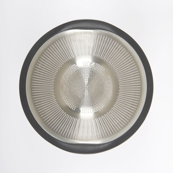 5 Quart Stainless Steel Colander - Image 2