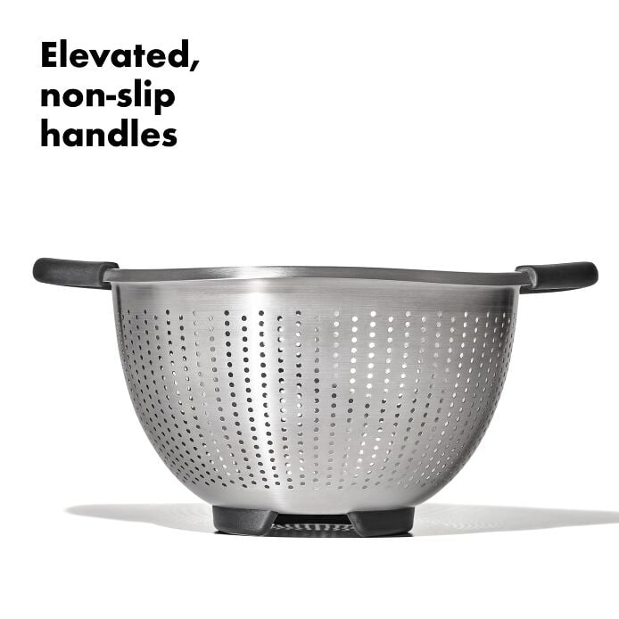 Stainless Steel 3 qt./ 2.8L Colander - Image 3