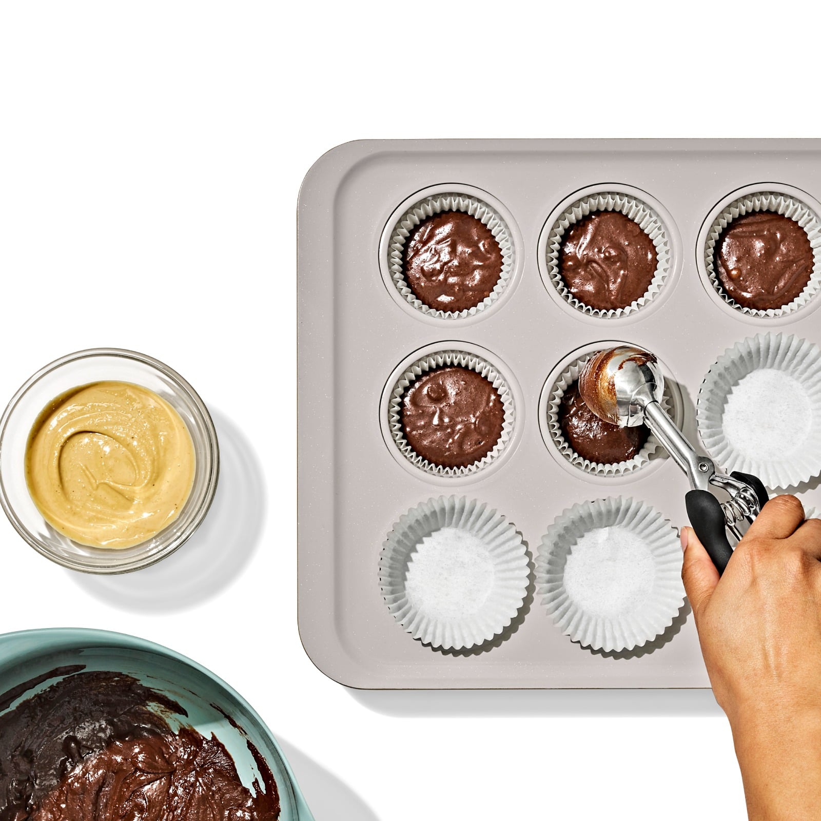 Non-Stick Pro Ceramic Coated Metal Bakeware 12 Cup Muffin Pan – Storm Blue - Image 5